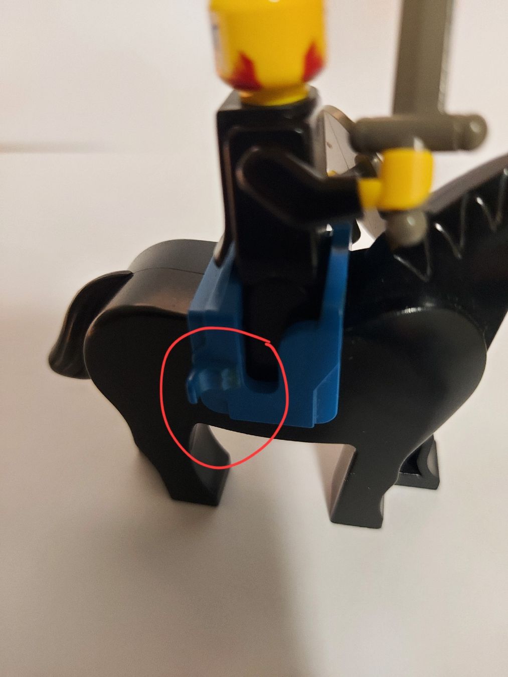 Lego Figuren: Lego Castle Schwarzer Ritter – Gebraucht aus Gossau SG von Iandolo 2
