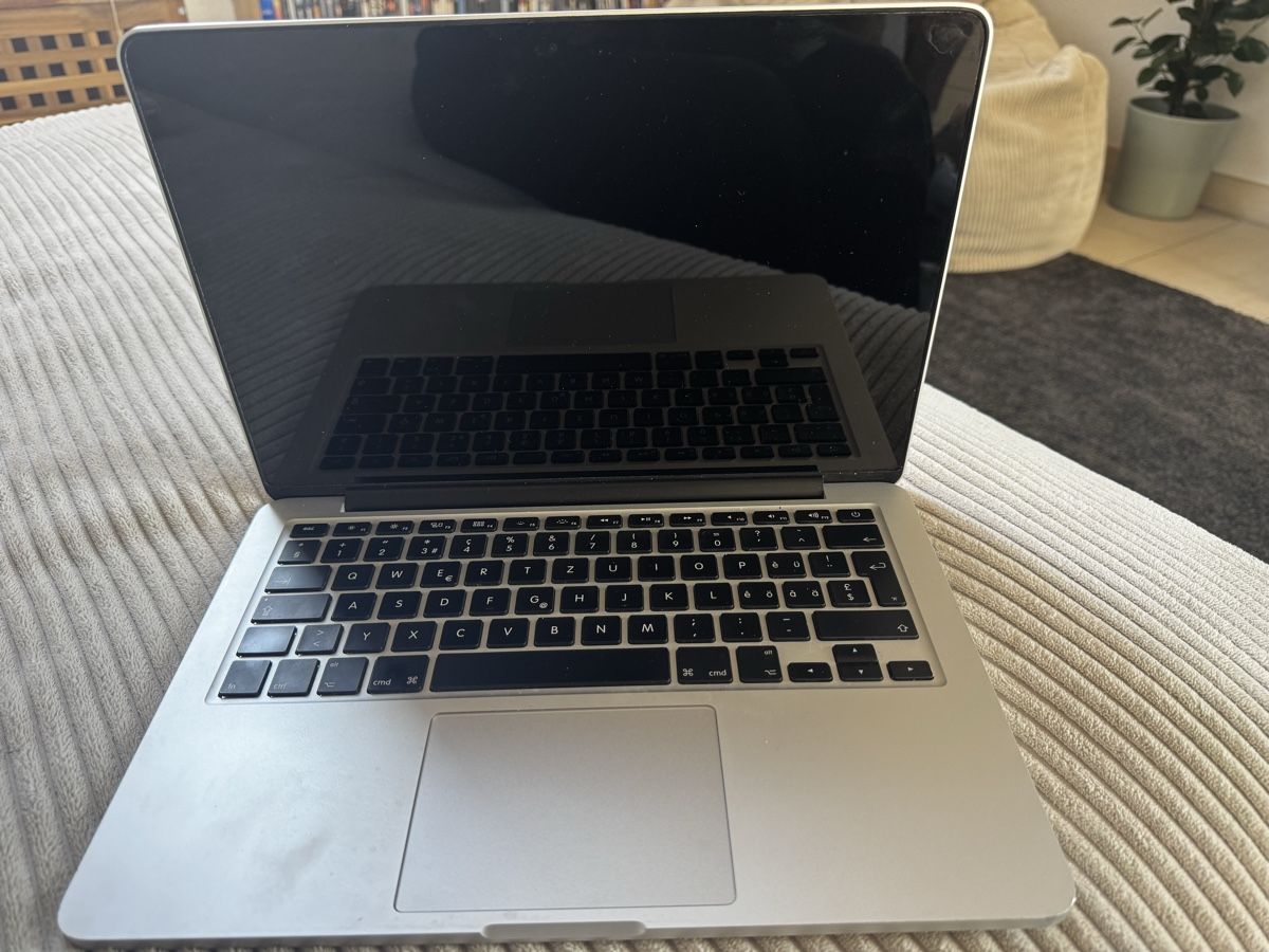 Apple Notebook: MacBook Pro Retina 13” Early 2015 – Usato da St-Livres venduto da sar_s6km