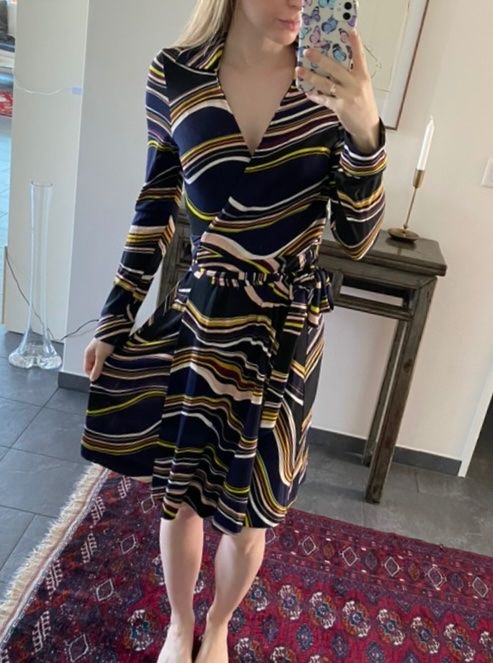 Diane von Furstenberg Kleider: Diane von Furstenberg Wrap Dress – Gebraucht aus Zug von Lele0102 2