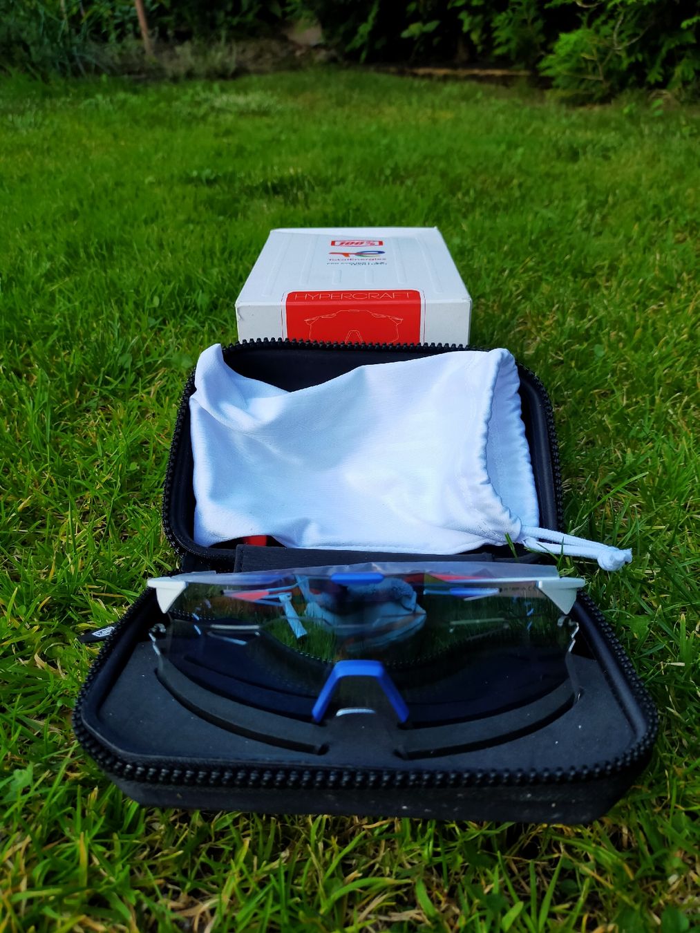 Brillen & Gläser: Hypercraft-TotalEnergies Team Matte white/Metallic blue. – Neu und originalverpackt aus Richenthal von DonTom69