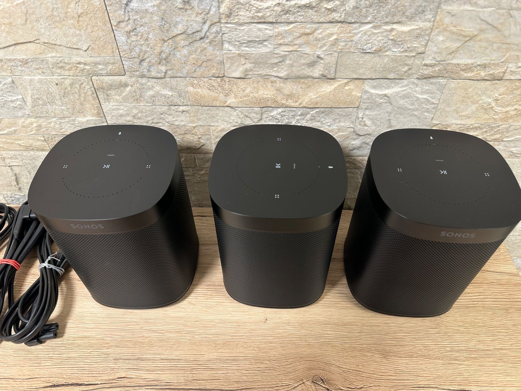 Sonos Lautsprecher: Sonos One Gen 2 - Smarte Lautsprecher - Top Zustand! Schwarz – Gebraucht aus Othmarsingen von daisy18