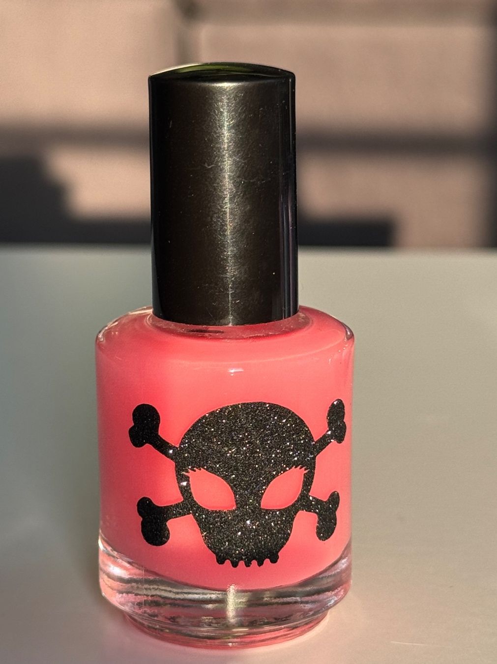 Smalto per unghie: Glow in the Dark Rosa Nagellack – Nuovo e nell'imballaggio originale da Zürich venduto da strelitziakiwi