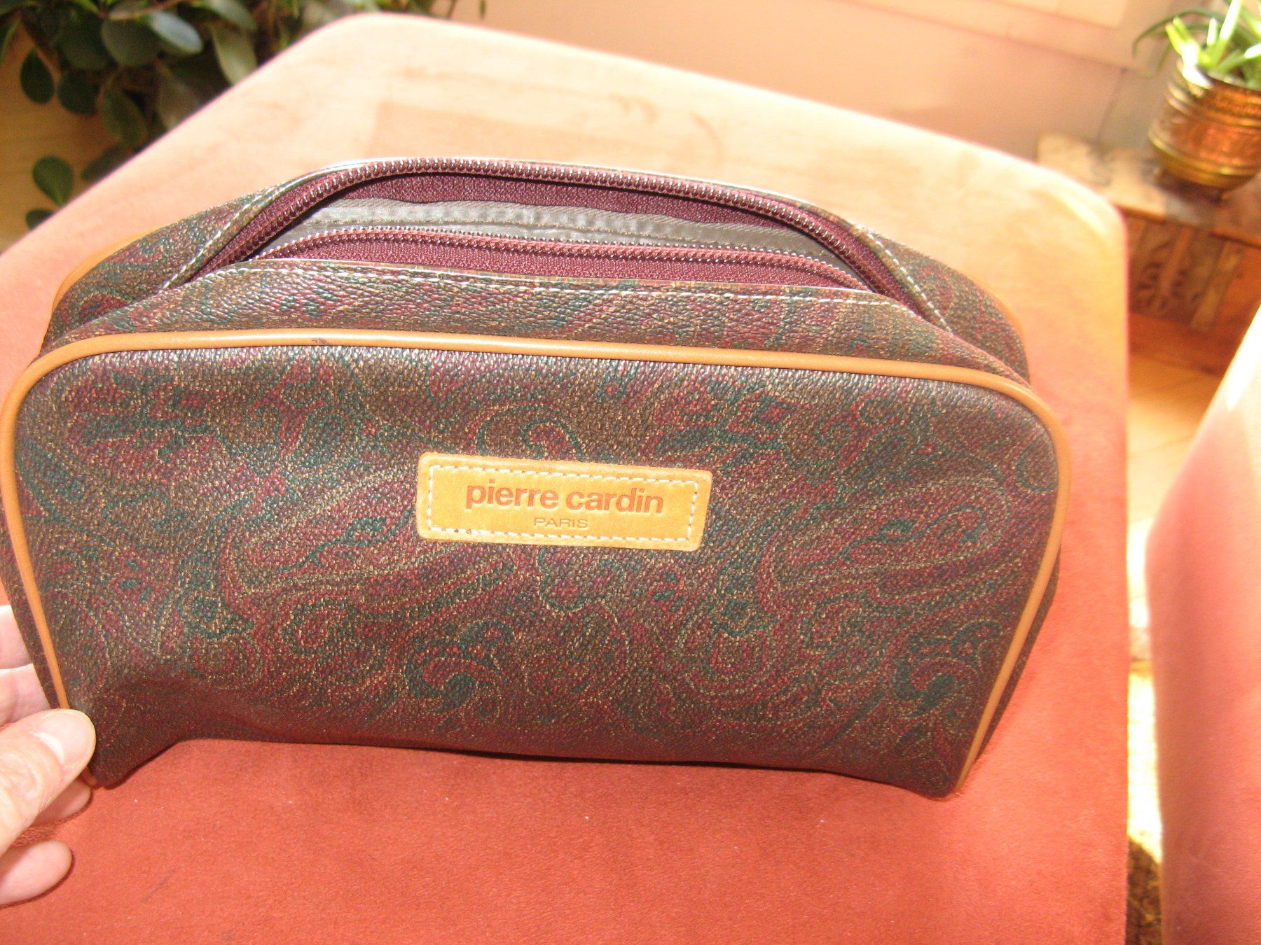 Kosmetikkoffer: Pierre Cardin Kosmetiktasche Necessaire – Gebraucht aus Zürich von apil 2