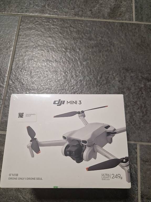 RC Kits de montage: DJI Mini 3 – Neuf avec emballage d'origine à Choëx par pas_9f6g