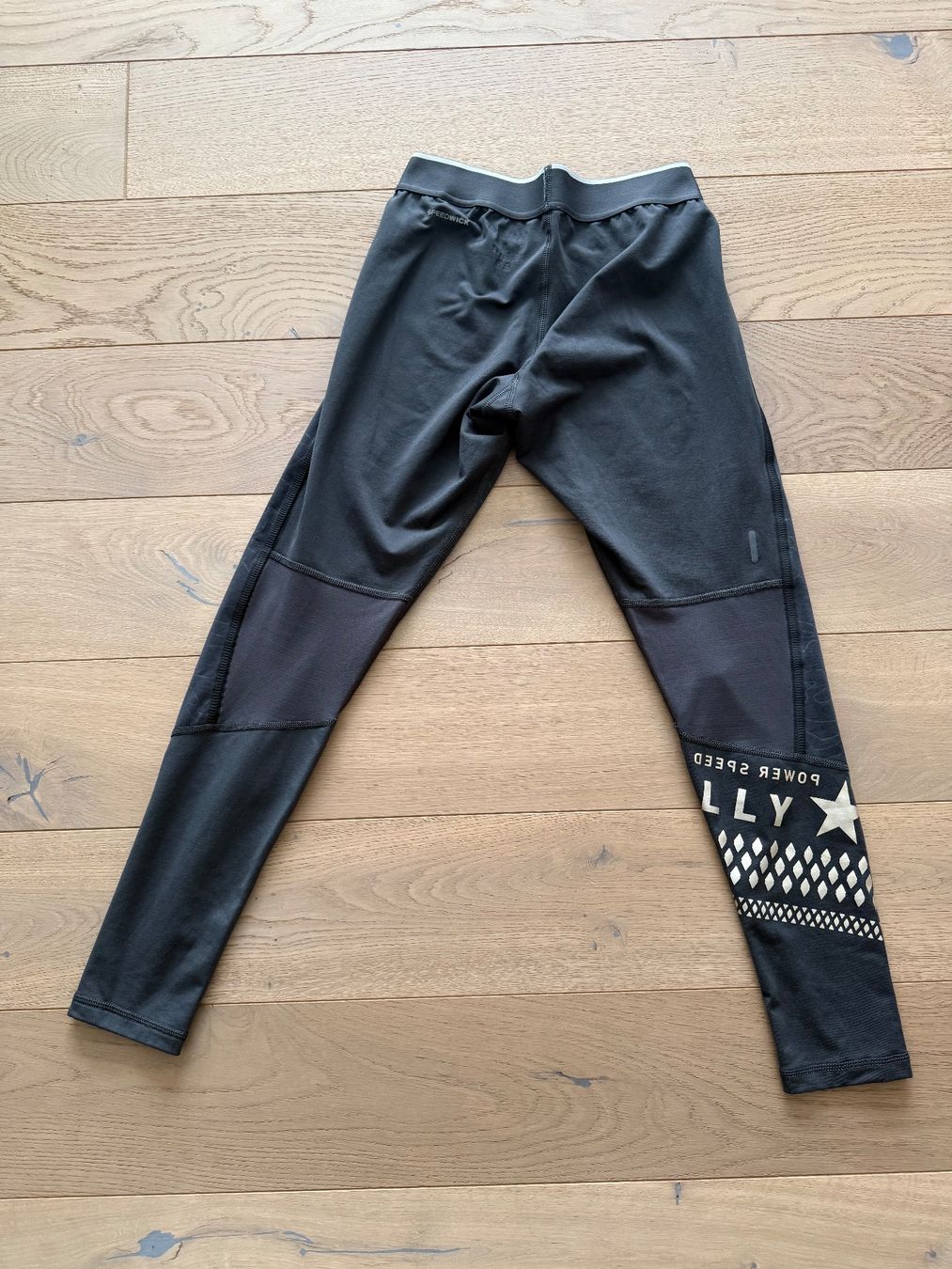 Reebok Leggings: REEBOK SPEEDWICK THERMAL LEGGING, size S – Nuovo (secondo la descrizione) da Zug venduto da Nat.yushkevich 7