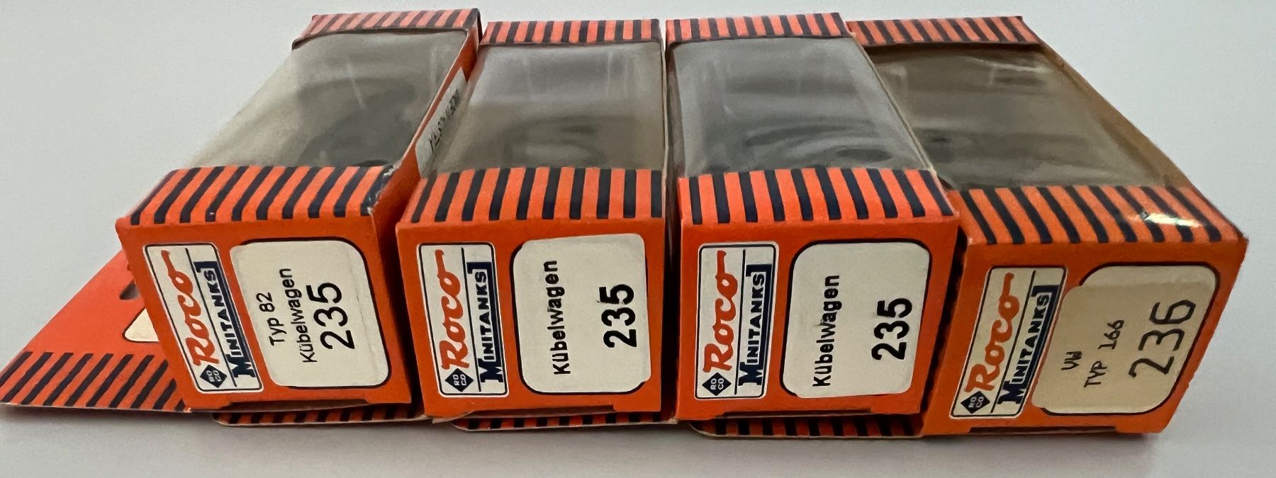 Roco Modellini di ferrovie: 4 stk. Roco Minitanks Z assortiert – Nuovo e nell'imballaggio originale da Laufen venduto da ric_9vmm 1