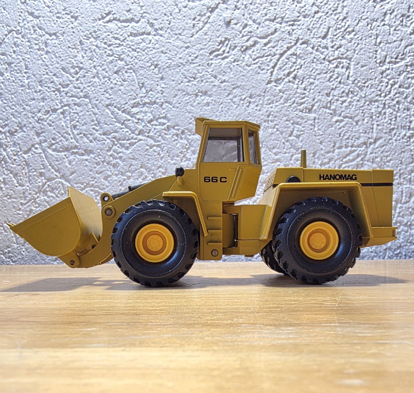 Modellbausätze & Standmodelle: Hanomag 66C Radlader, Siku, 1:50 – Gebraucht aus Männedorf von Modellbau-wyss