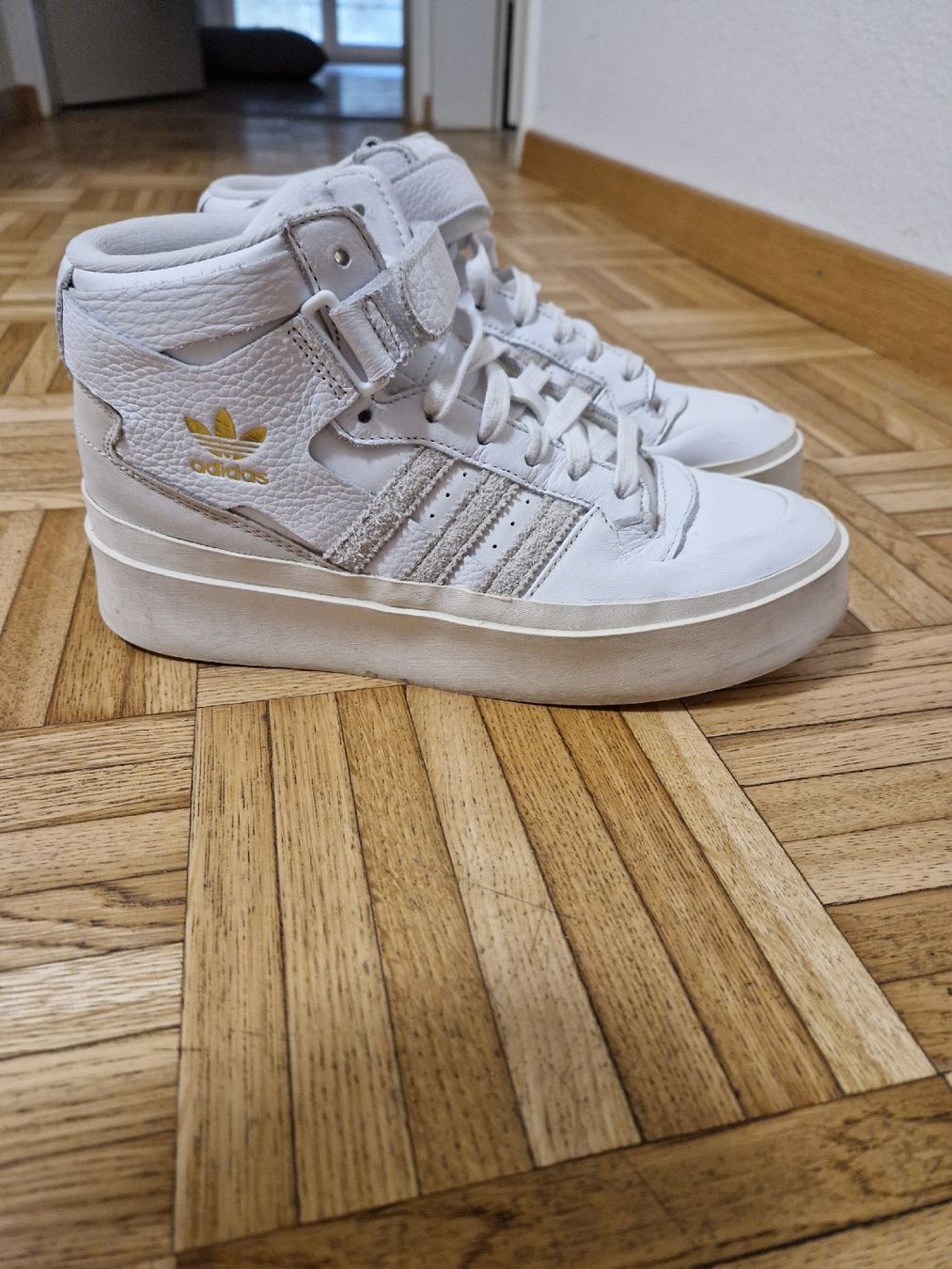Adidas Herrenschuhe: Adidas Schuhe in Grösse 40 – Gebraucht aus Dübendorf von lavlo 1