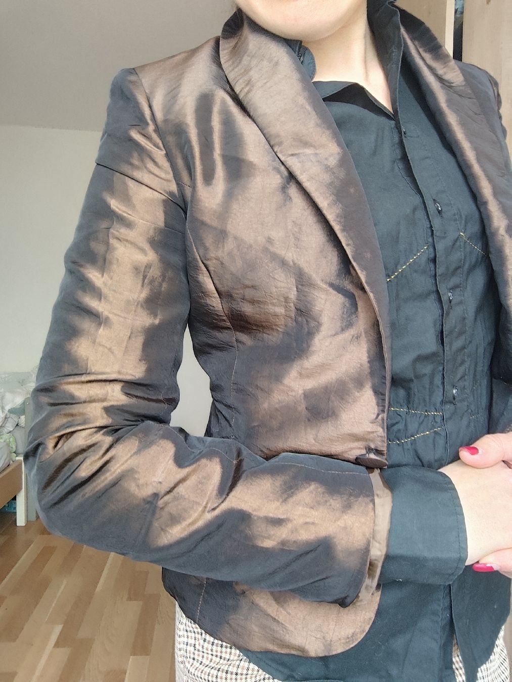 Giacche: Elegant Bronze Blazer - XS – Usato da Mägenwil venduto da VintageGirly 2