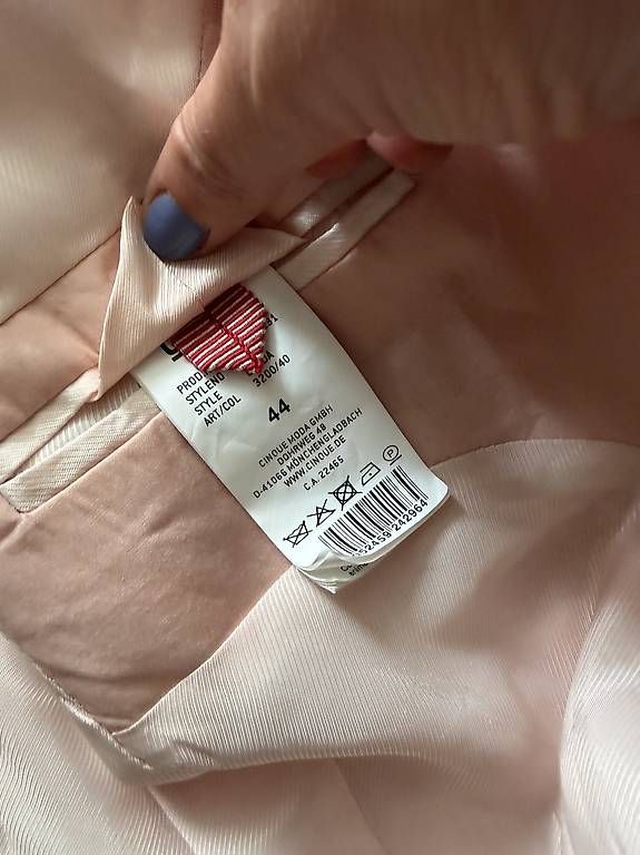 Giacche: CINQUE Blazer Gr. 44  Rosé  wunderschöne Details – Usato da Wallisellen venduto da bid_sbr9 3