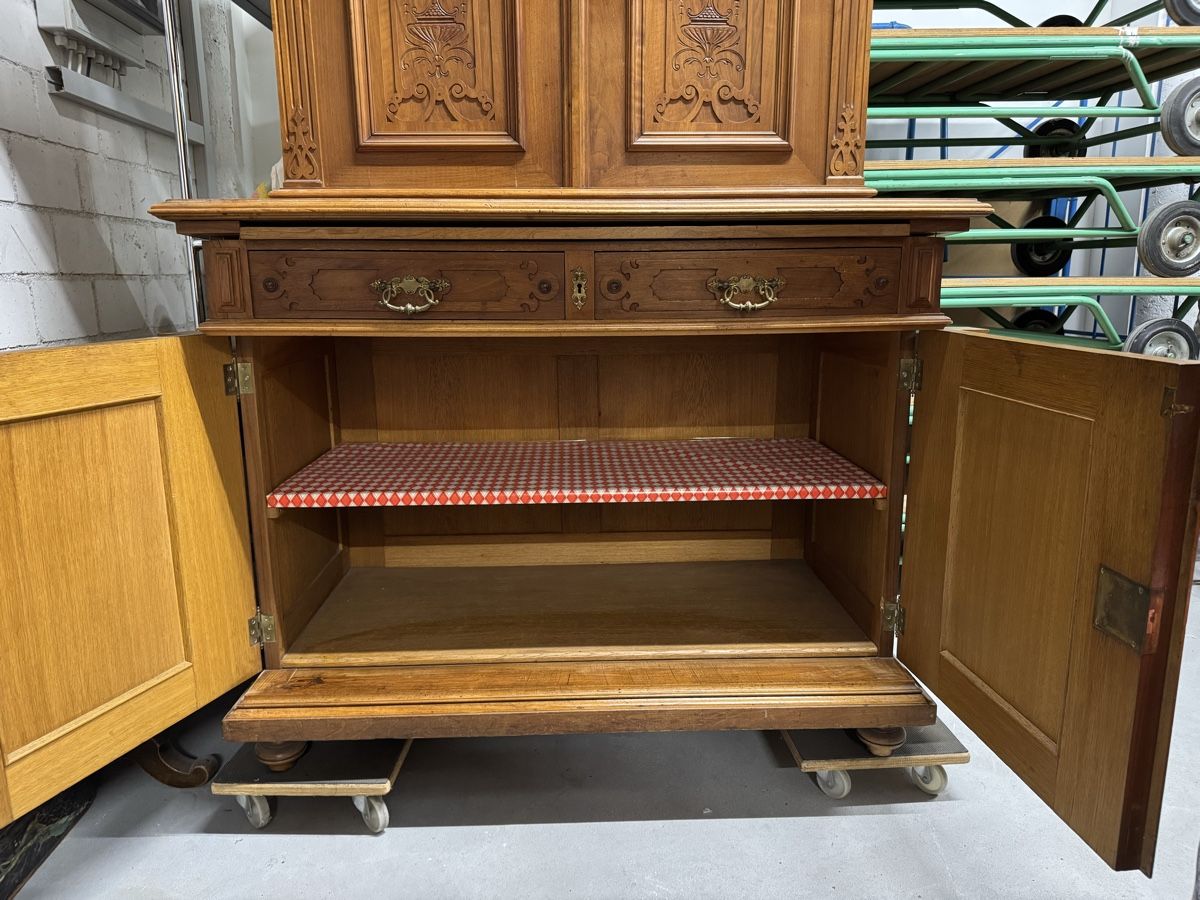 Credenze: Schrank / Buffet / Kommode Nussbaumholz, Antik – Usato da Zürich venduto da Nobs1 6