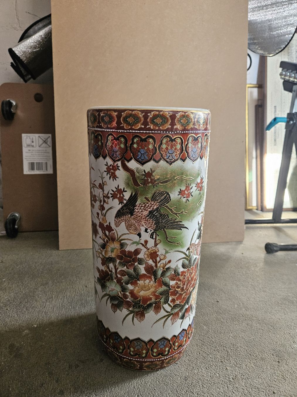 Autres meubles de bureau: Vase / Schirmständer – D'occasion à Schaffhausen par sim_6ljl
