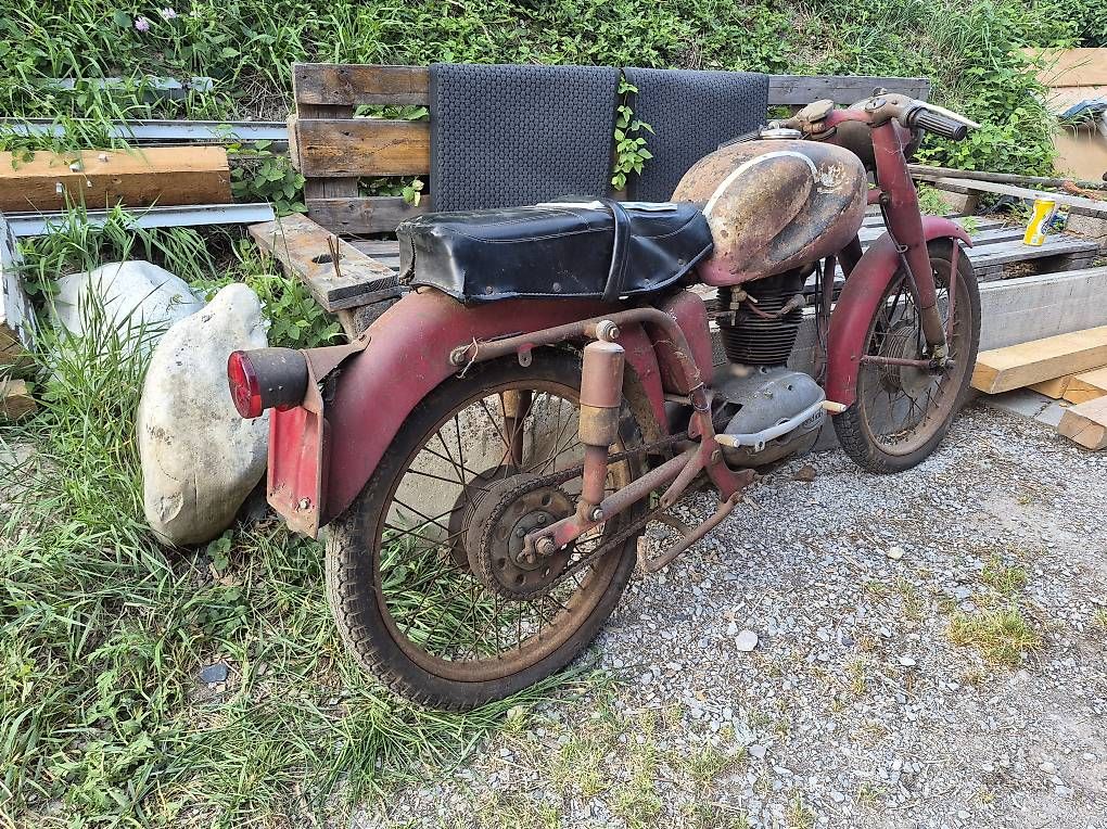 Mondial Strasse: Mondial 125 Scheunenfund – Gebraucht aus Dättlikon von man_ct9m 4