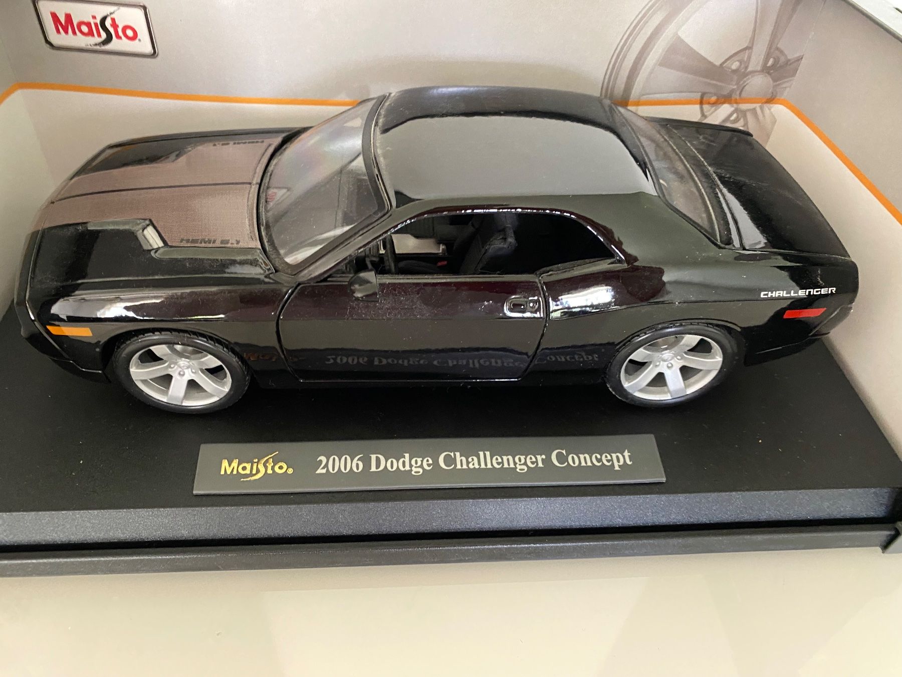 Dodge Modellini d'auto: Dodge Challenger Modellauto – Nuovo (secondo la descrizione) da Wetzikon ZH venduto da Deba26 2