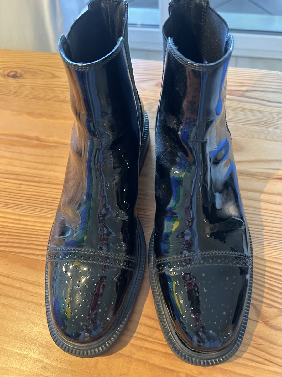 Damenschuhe: Stiefeletten Lackleder L.K.Bennett – Gebraucht aus Wallisellen von Aurorasun