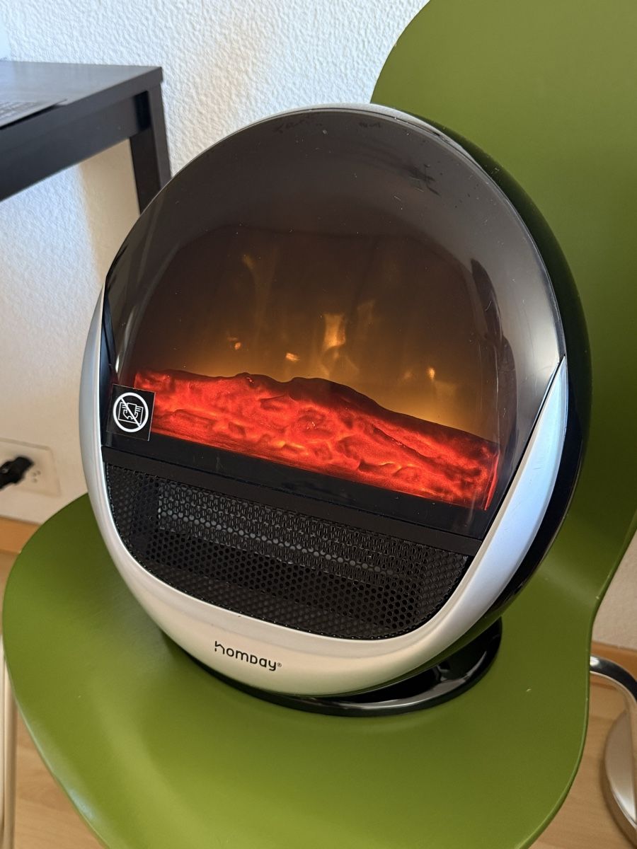Radiatori: Homday 1500W cheminée – Usato da Le Sentier venduto da dar_hb62