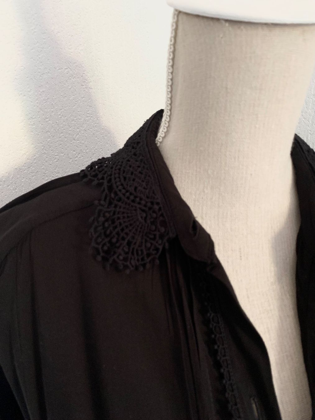 High Camicette: Chemisier High neuf col brodé taille S – Nuovo e nell'imballaggio originale da Gland venduto da TallyEva 2