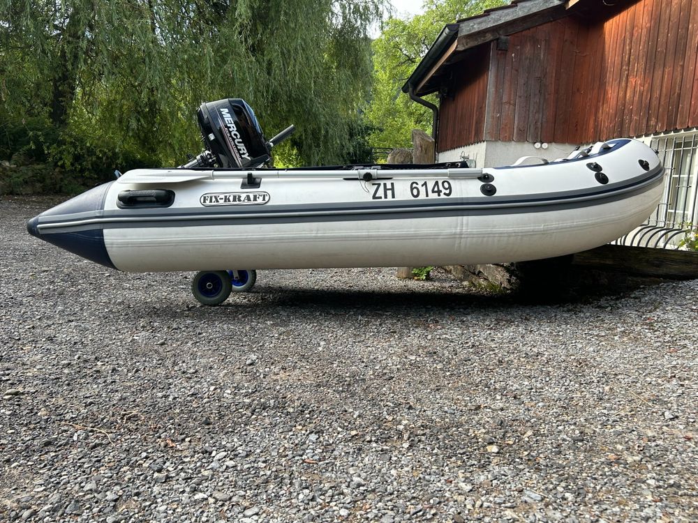 Schlauchboot mit Motor (prüfungsfrei fahrbar)