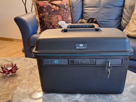 Delsey Kosmetikkoffer / Schmuckkoffer Vintage mit Spiegel