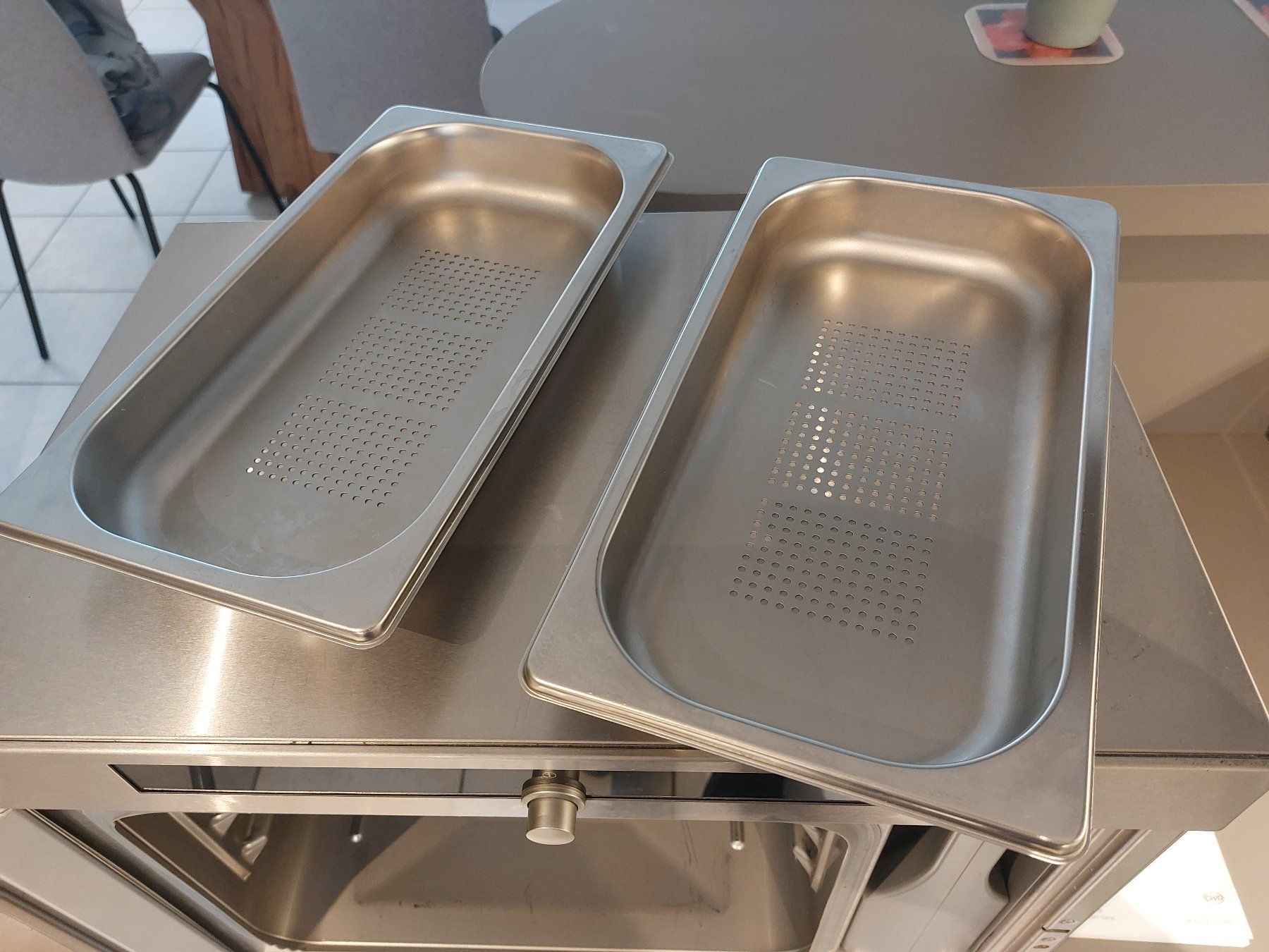 Miele Appareils de cuisine: Miele Dampfgarer DG 1050 – D'occasion à Schwerzenbach par Chimli 4