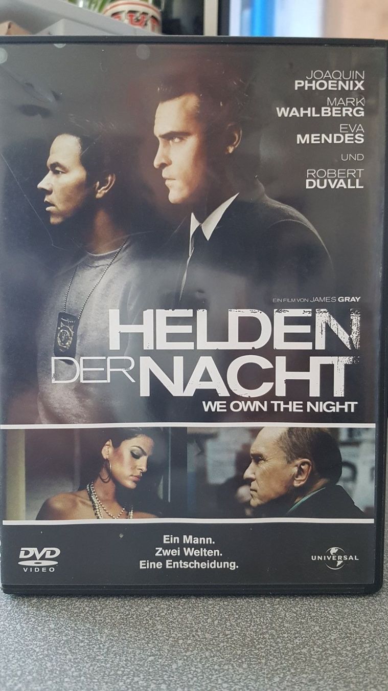 Tutti i DVDs: DVD Helden der Nacht / Jaquin Phoenix – Usato da Oetwil am See venduto da fineli2