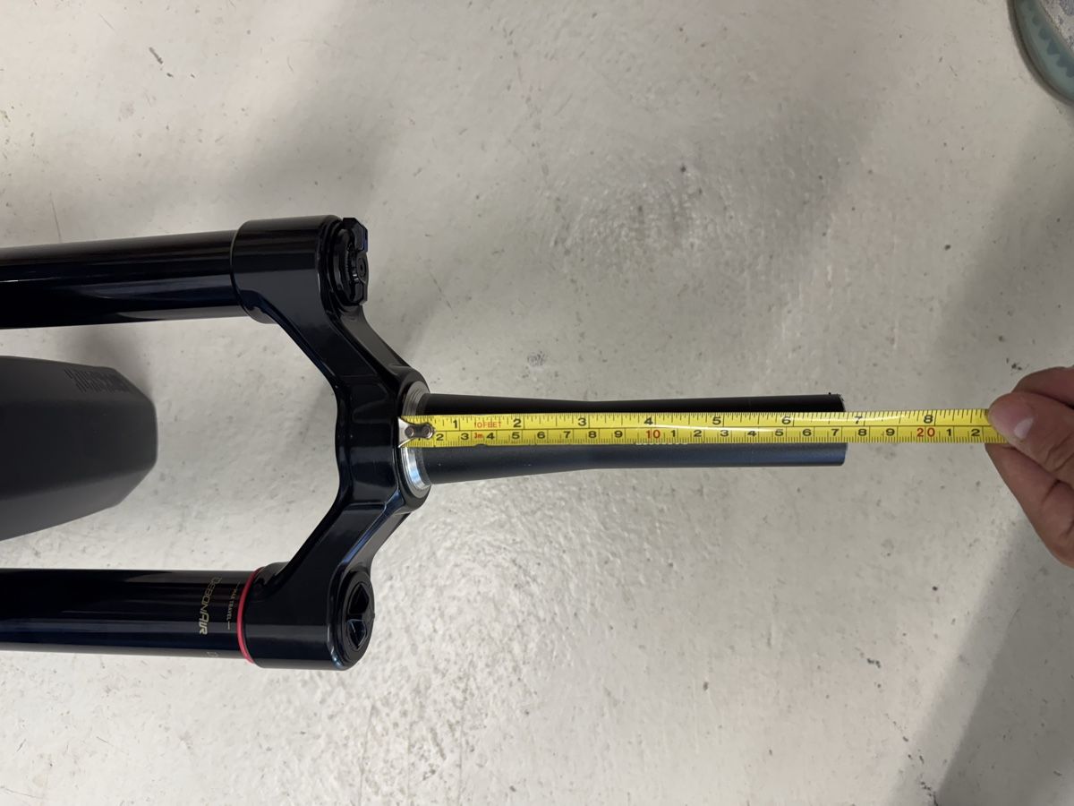 Forchette: Rock shox Zeb select 160mm 27,5 – Nuovo (secondo la descrizione) da Trimbach venduto da den_69t2 5