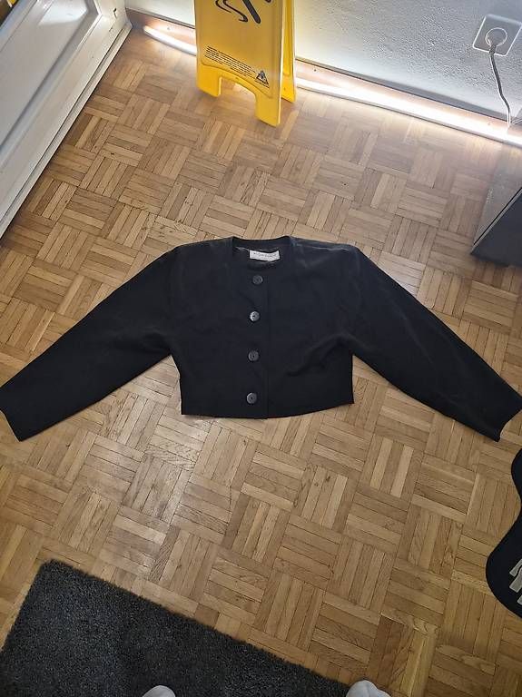 Giacche: Veste femme  – Usato da Belmont-Lausanne venduto da mastercheck 3