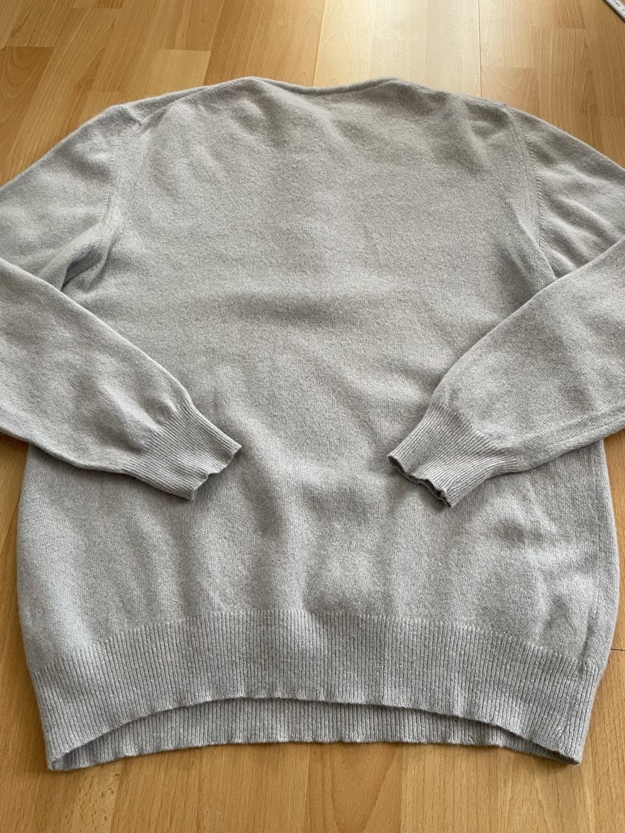 Maglioni & Felpe: Pull Angora gris avec boutons, taille L – Usato da Vuippens venduto da ale_6gkb 1