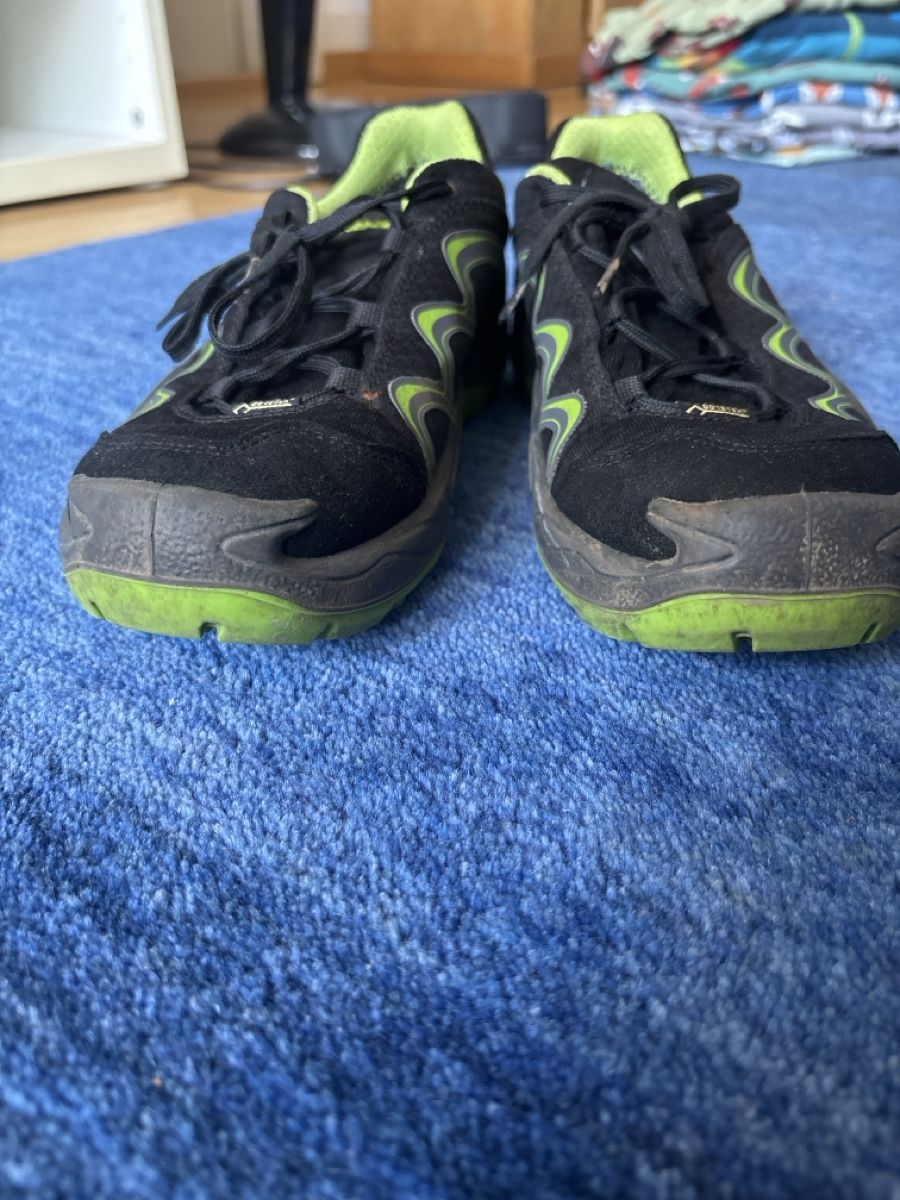 Lowa Schuhe für Jungen: Lowa Trekking Schuhe Gr 37 top – Gebraucht aus Liebefeld von nurseli 2
