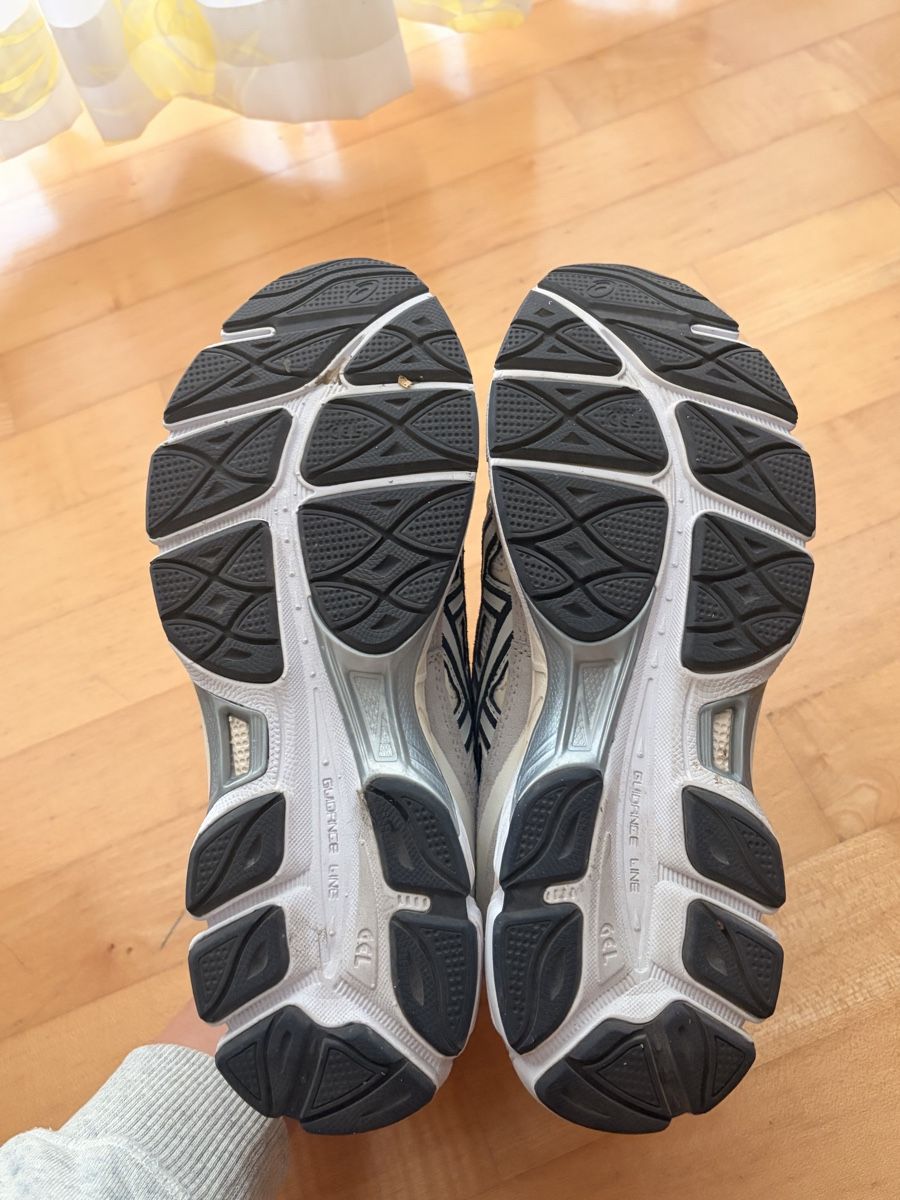 Asics Scarpe da uomo: ASICS GEL-NYC 1130 – Usato da Niederhasli venduto da areuphoreal 2