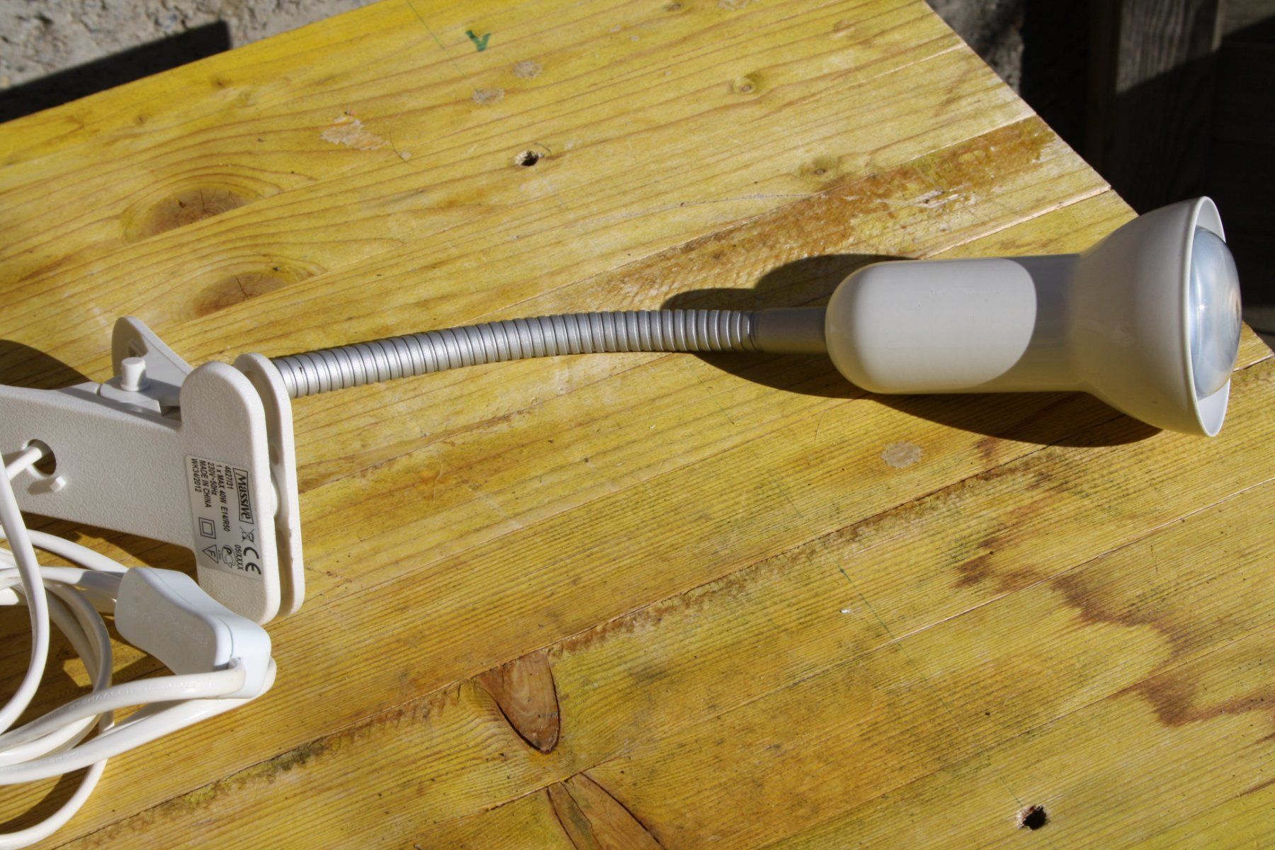 Lampade: KLEMMLAMPE MIT FLEXARM  SPOT LAMPE – Usato da Wauwil venduto da Pneuedy 2