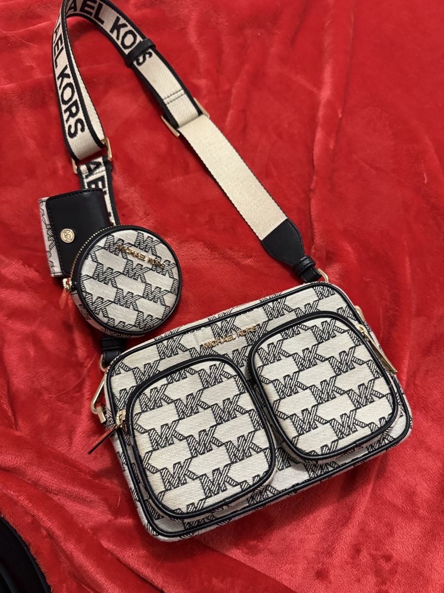 Michael Kors Taschen für Damen: Tasche Michael Kors monogramm wie neu  – Neu (gemäss Beschreibung) aus Domat/Ems von alk_hd89 2