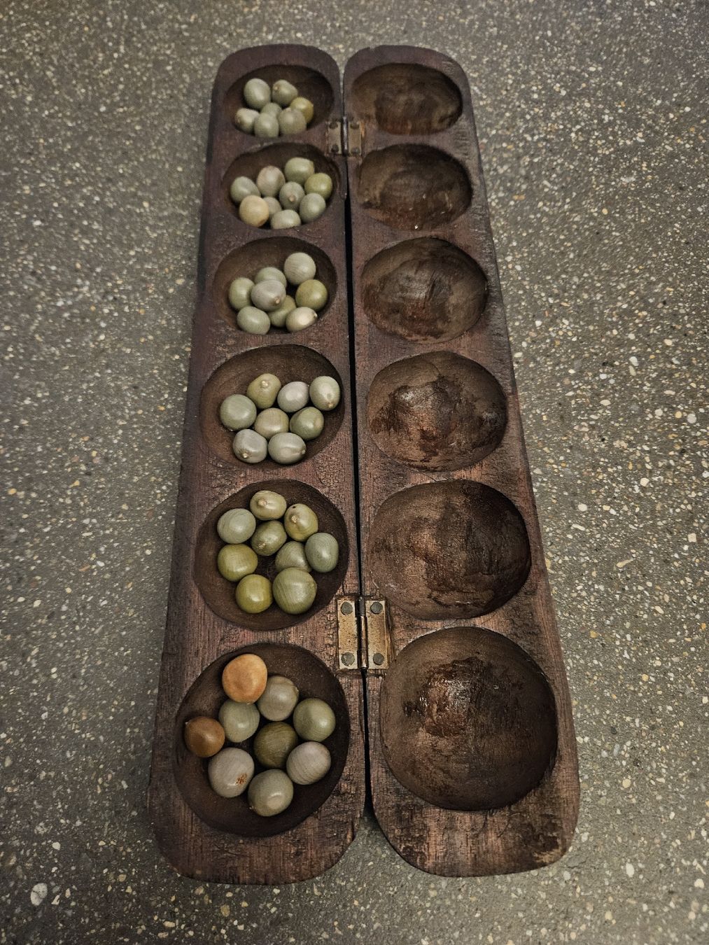 Spiele: Mancala Spiel, Holz – Gebraucht aus Anwil von tamoos