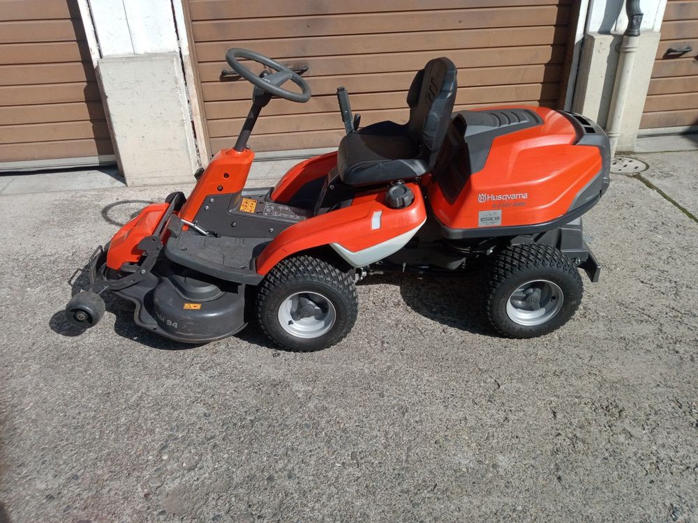 Husqvarna r214t online awd