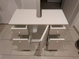Waschbeckenunterschrank weiss mit Schubladen und Türen