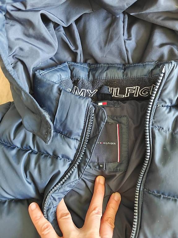 Tommy Hilfiger Jacken & Mäntel: Tommy Hilfiger Winter Jacke Gr 98 – Gebraucht aus Zürich von ElizavetaT 1