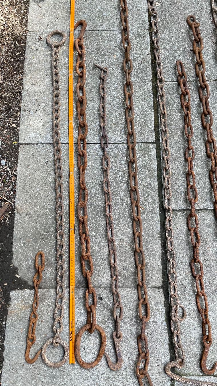 Alle Werkzeuge: Set Eisenketten mit und ohne Hacken – Gebraucht aus Bremgarten AG von Schussi 2