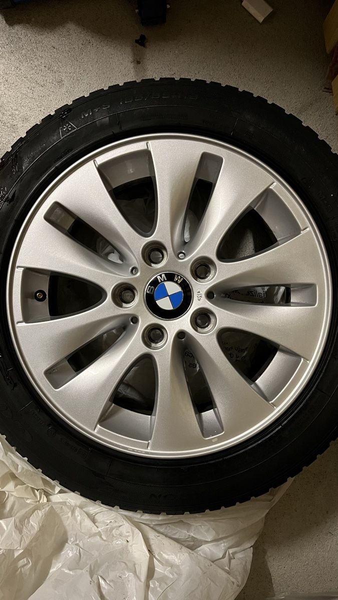 BMW Pneumatici & Ruote complete: 16" BMW Styling 229 V-Speiche 1er E87 E88 E81 E82 – Usato da Cham venduto da tgizug 3