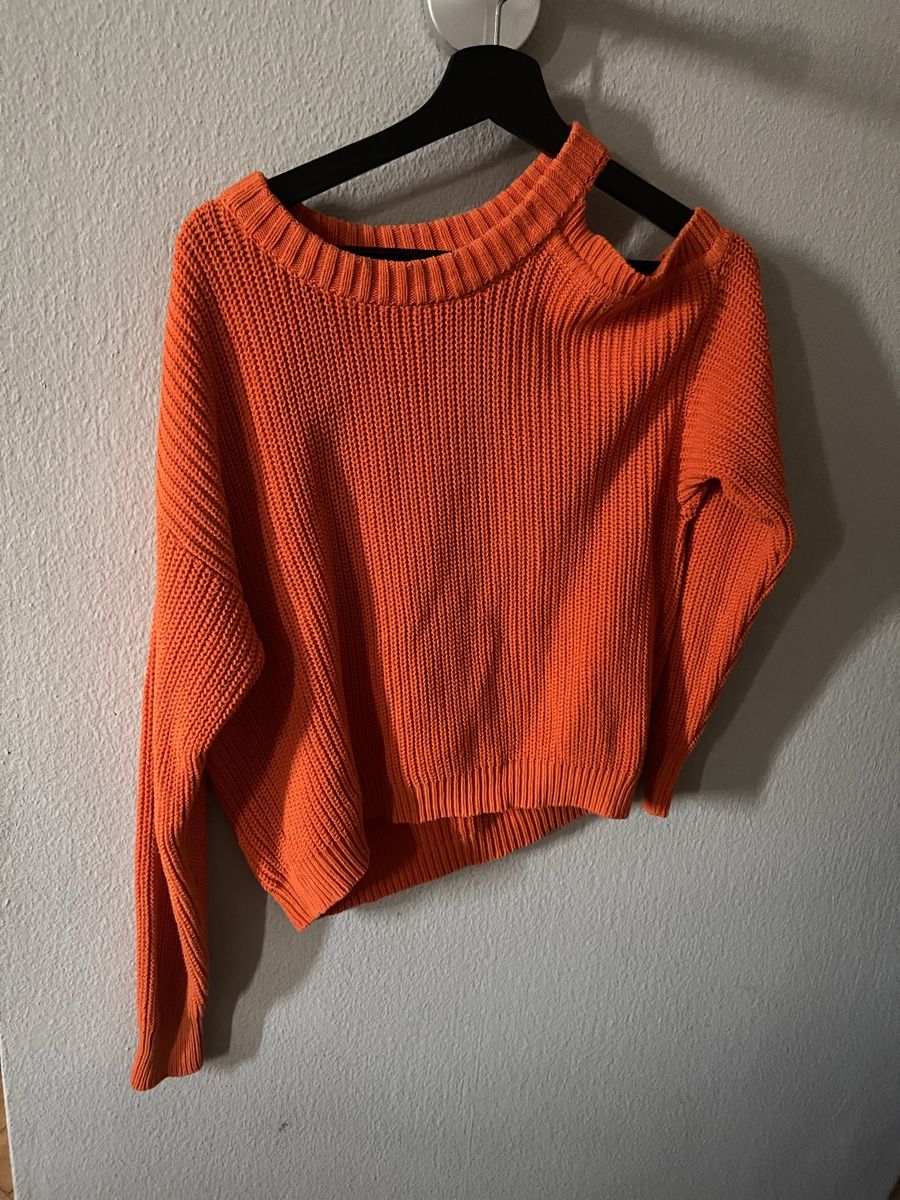 Grace Maglioni & Felpe: Pullover Grace, Gr. S, orange, cutout Schulter  – Usato da Solothurn venduto da Brini06