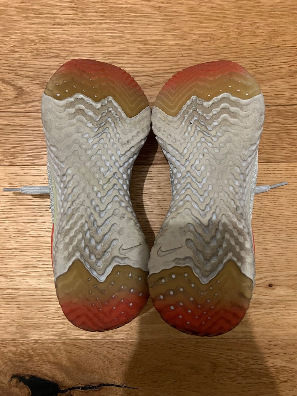 Nike Damenschuhe: 【Nike Epic React Flyknit 2】Schuhe shoes chaussures – Gebraucht aus Basel von Harper.G 6