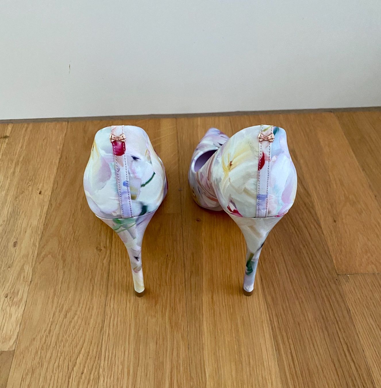 Ted Baker Damenschuhe: Ted Baker Pumps – Neu (gemäss Beschreibung) aus WEINFELDEN von marygloss 1