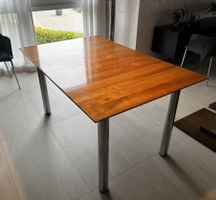 Ausziehbarer Tisch aus Kirschbaum-Holz 140x90 bis 240 cm