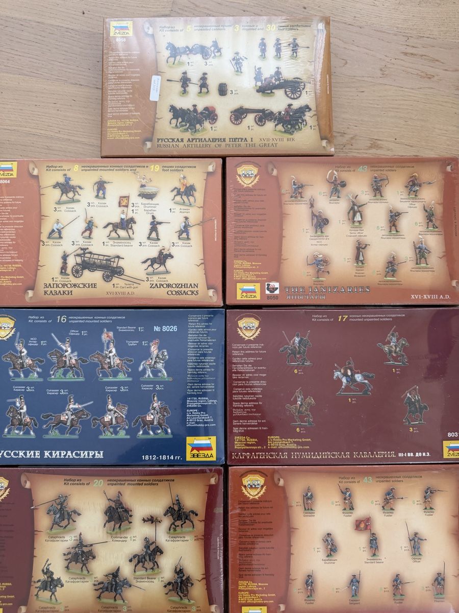 Zvezda Modellbausätze & Standmodelle: Zvezda Modellfiguren 1:72 10x – Gebraucht aus Rorschach von mar_nl6c 3