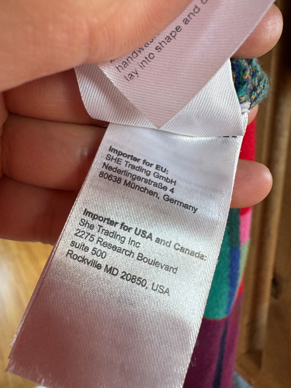 Ivko Pulls & Sweat-shirts: IVKO Strickjacke bunt gemustert, Gr. 44 – D'occasion à Zürich par yja_c5xh 3