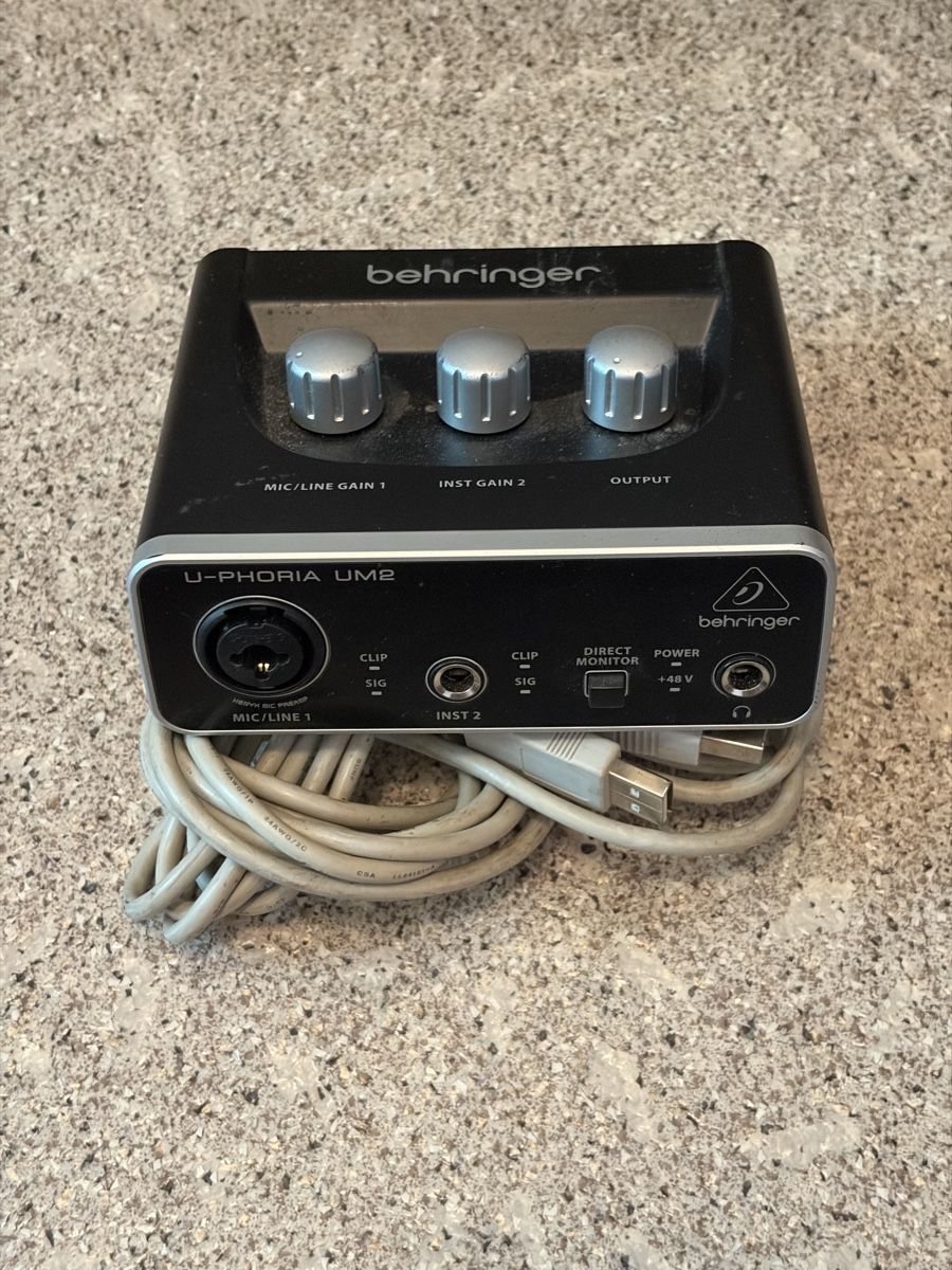 Behringer Aufnahmegeräte: Behringer U-PHORIA UM2 USB Audio Interface inkl. USB-Kabel – Gebraucht aus Thun von edon99