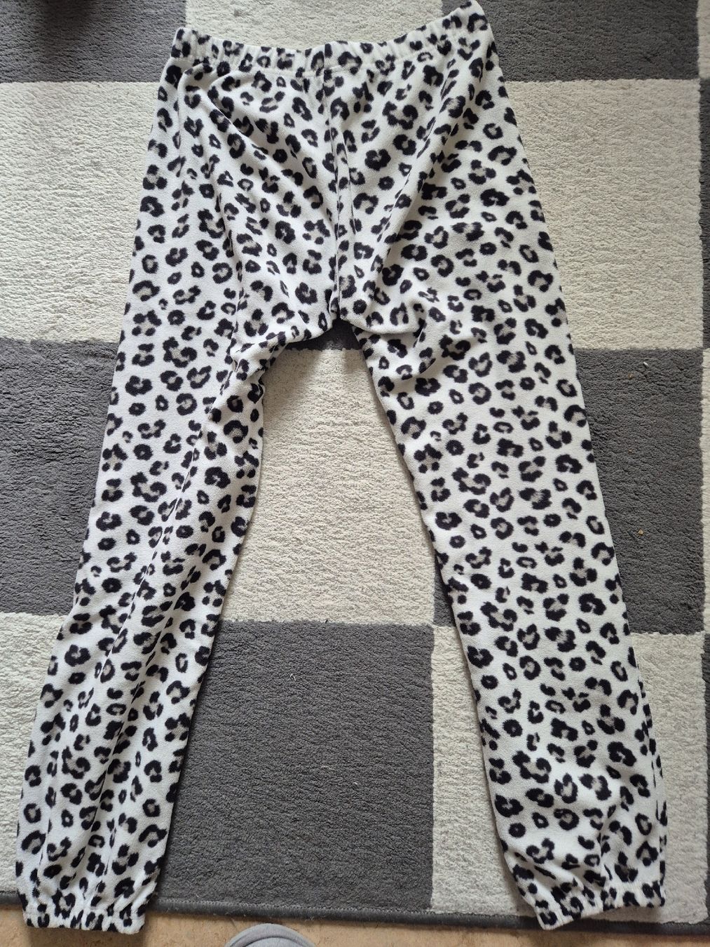 H&M Pigiama & Simili: H&M Pyjamahose Leo-Print – Usato da Aesch BL venduto da sar_j59l 3