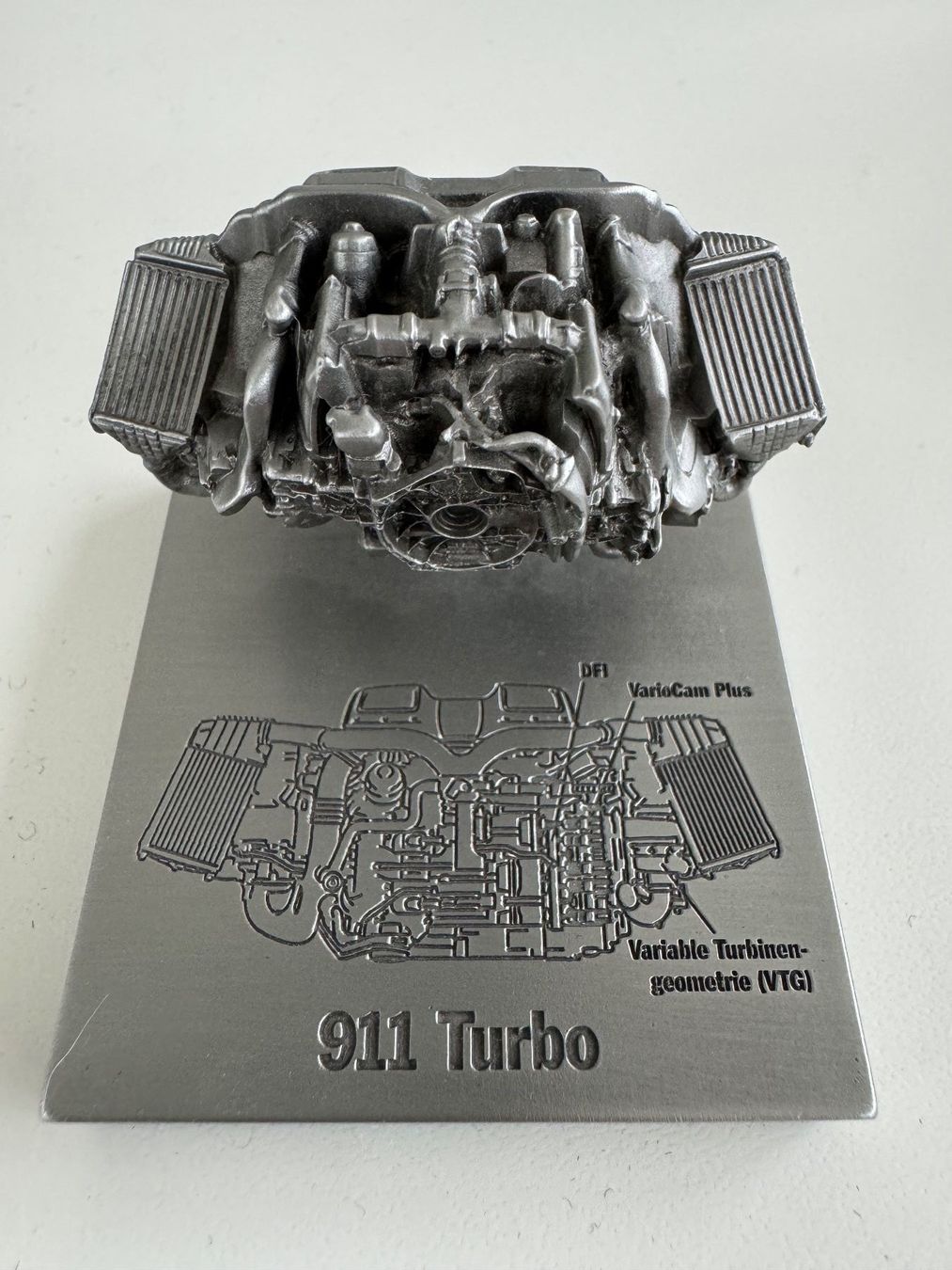 Porsche Modellautos: Porsche 911 Turbo Motorenmodel – Neu (gemäss Beschreibung) aus Richterswil von mykeepcool