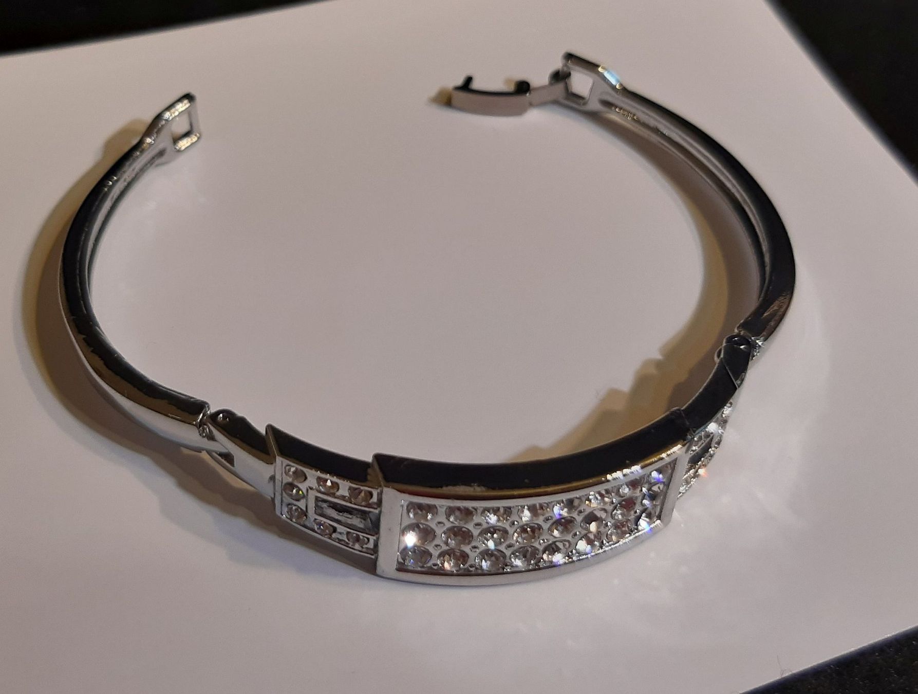 Bracelets: Neu Armreif mit Strass Steinen – Neuf avec emballage d'origine à St. Margarethen TG par ursk10 3