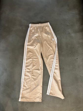 trainerhose adidas, gr. 34, farbe beige-eiercocnag