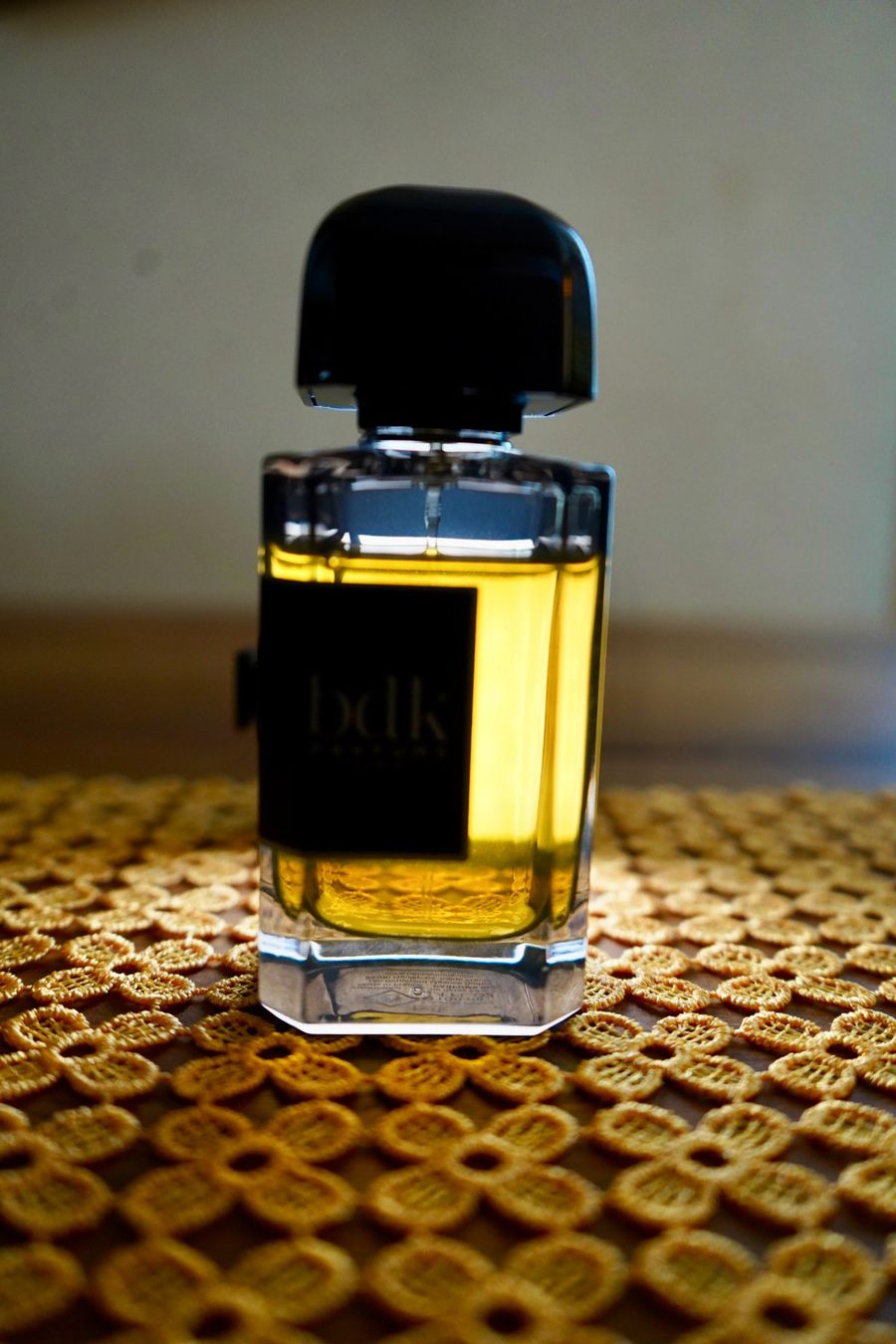 Profumi & Eau de Toilette: BDK Gris Charnel Extrait Parfum – Usato da Einigen venduto da ScentSational 5